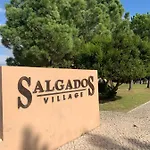 Salgados Village *